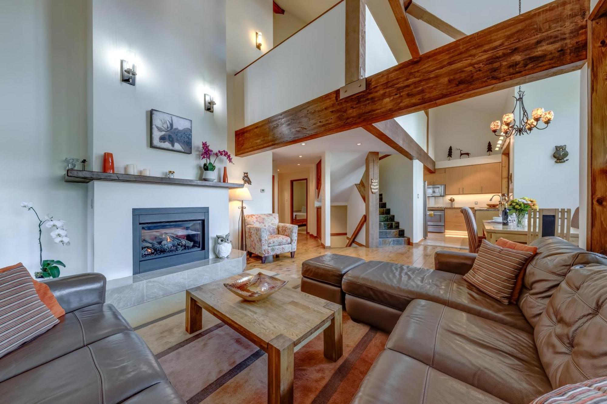 Northern Lights 21 Whistler Exterior photo